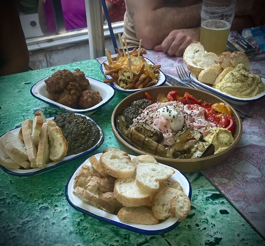 Valentin B_La Pavane Villeurbanne_Villeurbanne_review