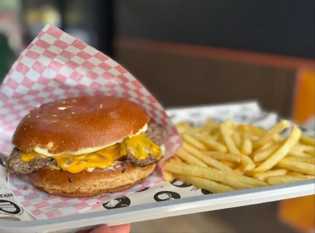 3Poivres Villeurbanne_Villeurbanne_slider_image_3