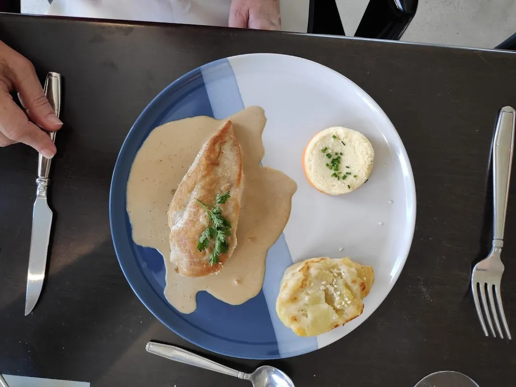 Segev Baram (‫לטוס עם שגב ברעם‬)_Pavillon Bacchus_Ahuy_recensione