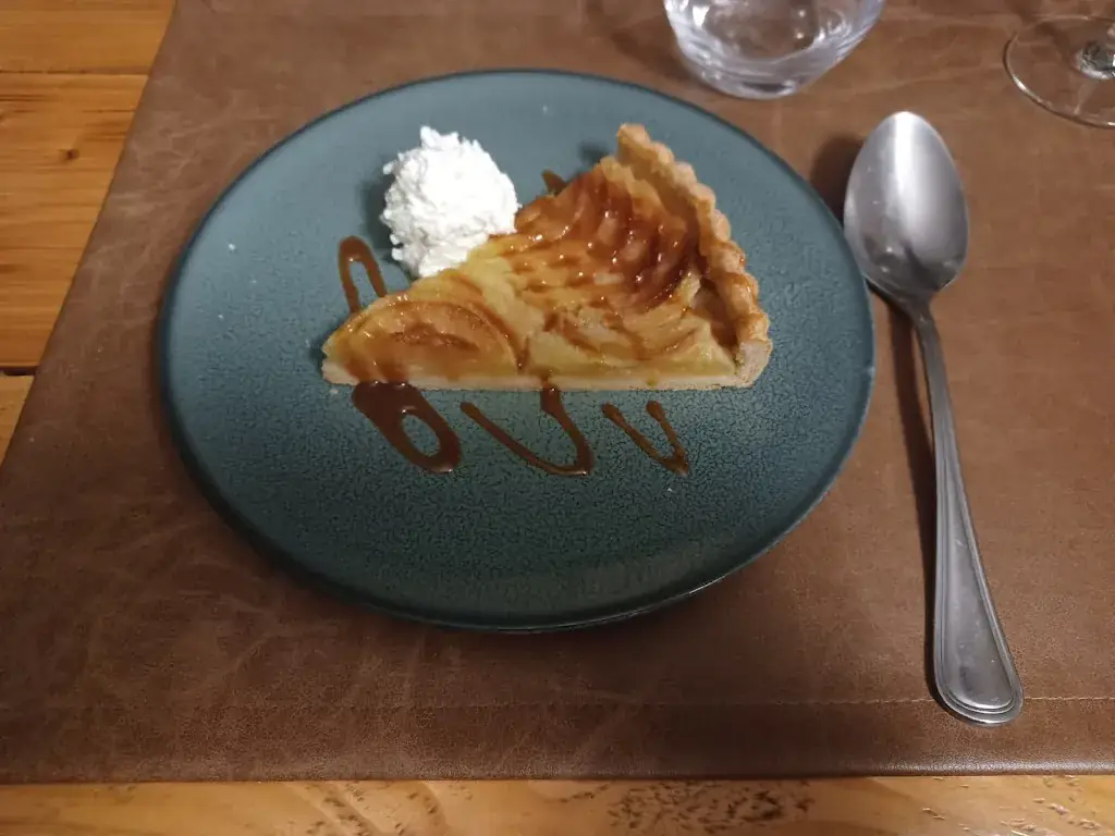 Cagri Karakus_Le Double V restaurant_Daix_recensione