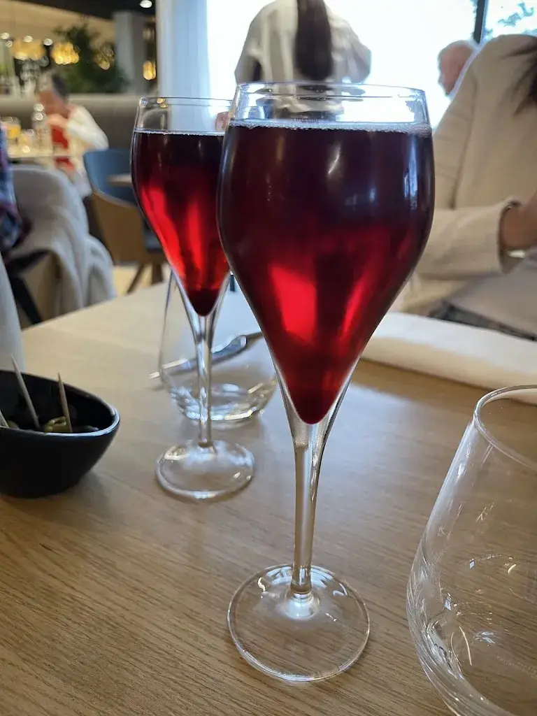 Gastronomic Nomad_Le Cosy Restaurant Bar_Longvic_review