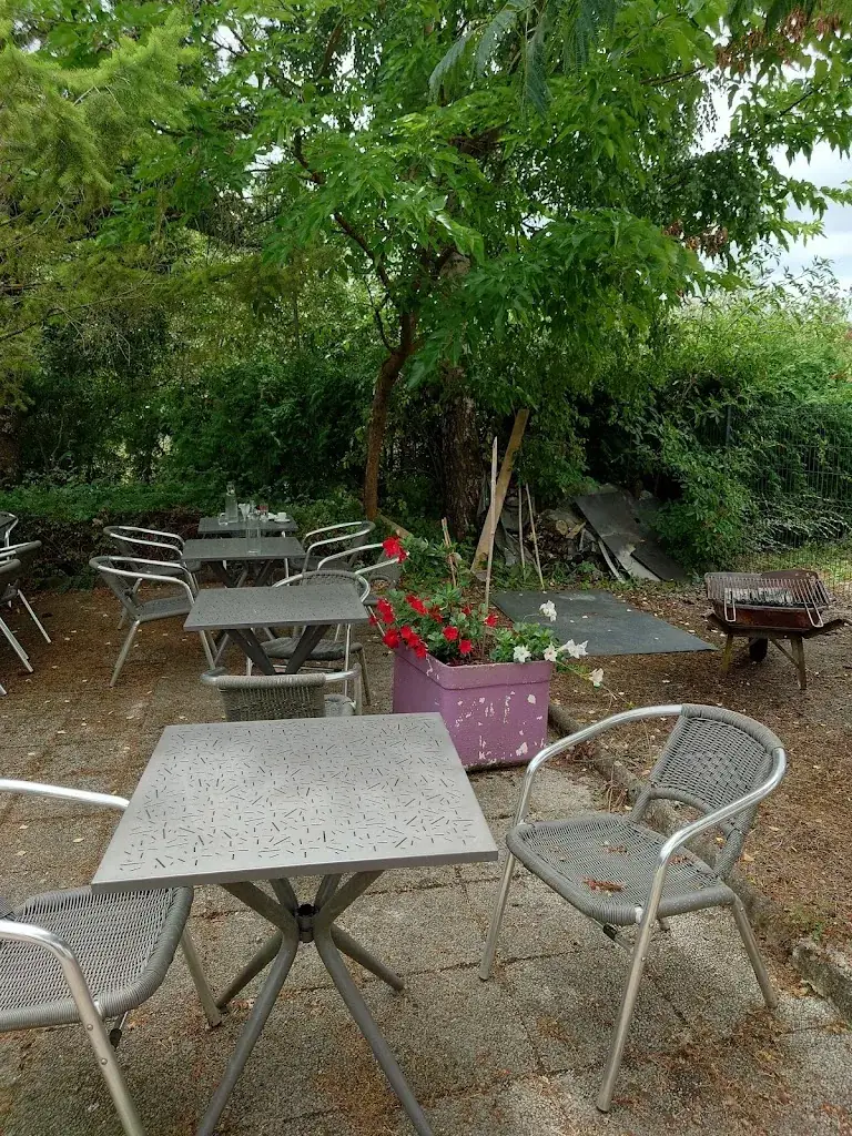 Kristina Weiss_Le Chalet_Soirans_review