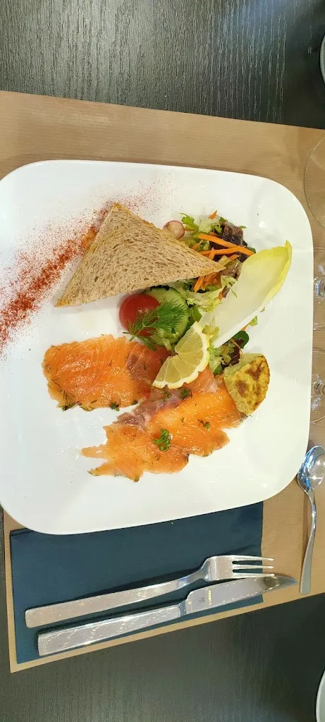 Christophe LAMBERT_Relais De Citeaux_Corcelles-lès-Cîteaux_review