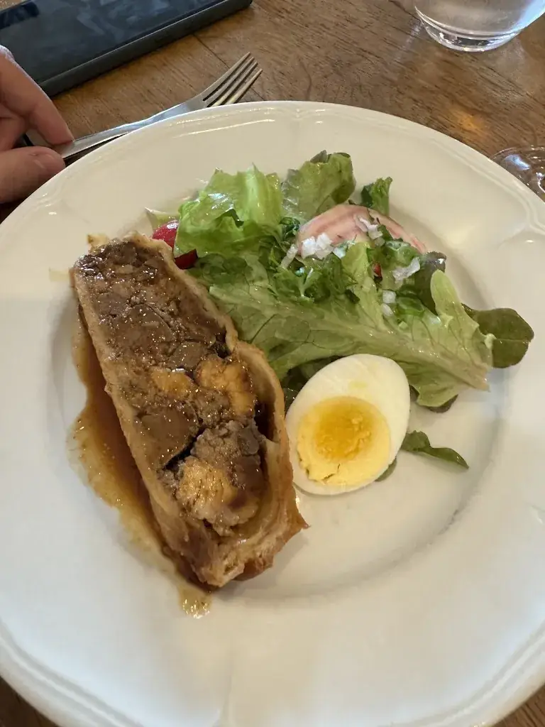 Irina Radoi_La Maison des Bonnes Vies_Arc-sur-Tille_review