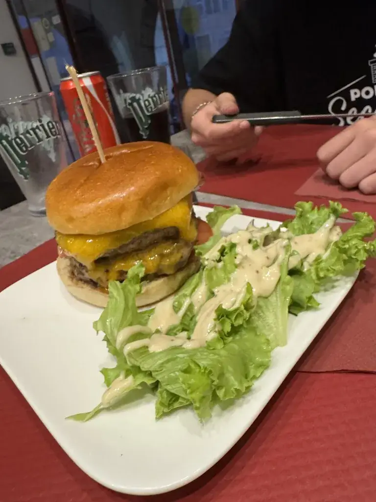 loick bister_La maison du Burger_Arinthod_review