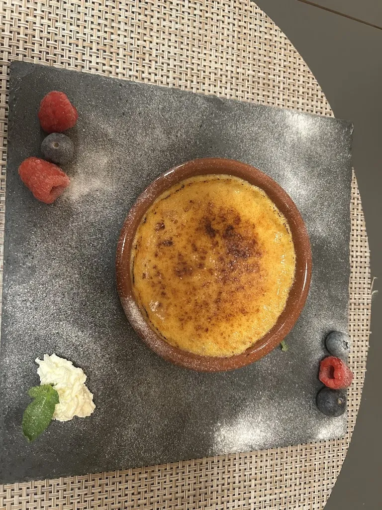 Sascha Bossel_Buvette du Chervi_Pâquier_review