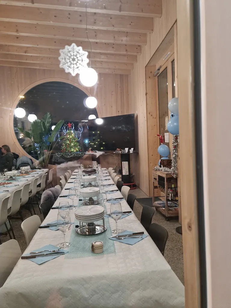 Buvette du Chervi ristorante a Pâquier
