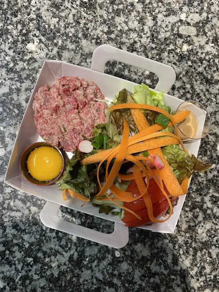 Le Bistrot de la vapeur restaurant in Oyonnax