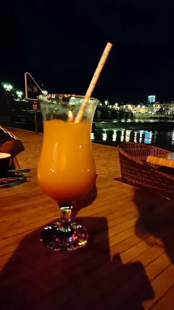 Menu_Bar de l'écluse_Gray_image_6