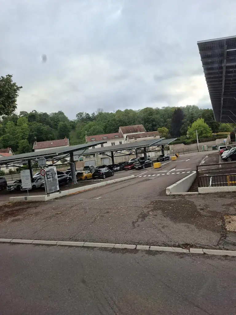 Lilia Kuzmych_John Deere_Arc-lès-Gray_review