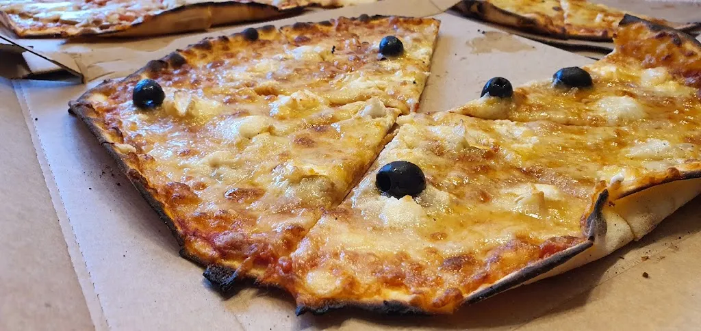 Menu_Le Kiosque à Pizzas_Gray_image_5