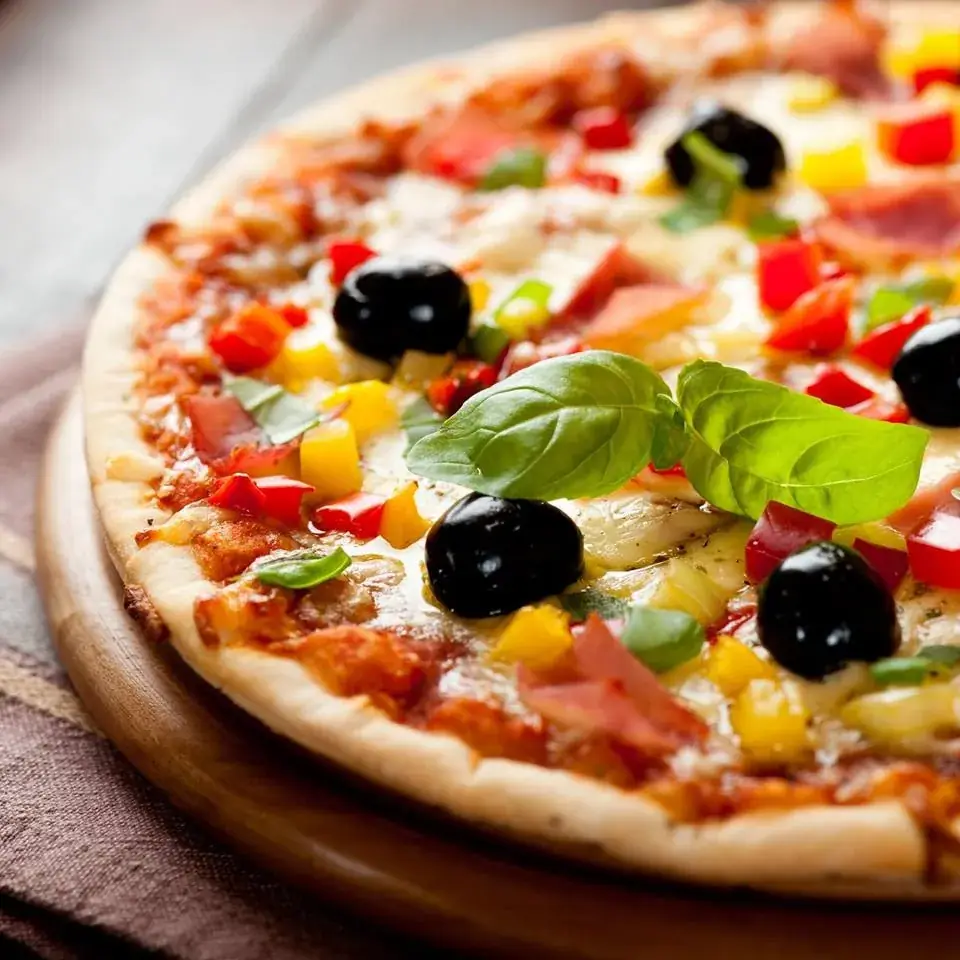 Allo Pizza_Gray_slider_image_2