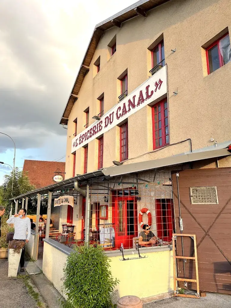 Graham Short_L'Épicerie du Canal_Avanne-Aveney_review