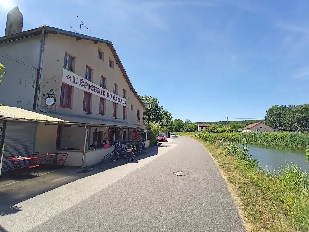 L'Épicerie du Canal_Avanne-Aveney_slider_image_3