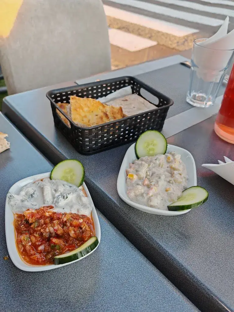 Alou Lou_GRILLADES AVENUE_Oyonnax_review