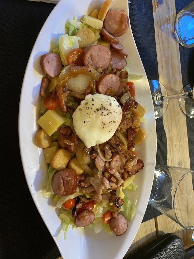 Valerie Gouverneur_Le Haras_Beaucourt_review