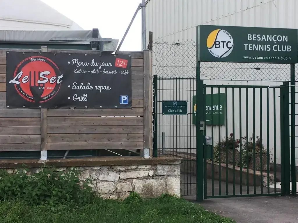 Le Set : brasserie et restaurant restaurant à Besançon