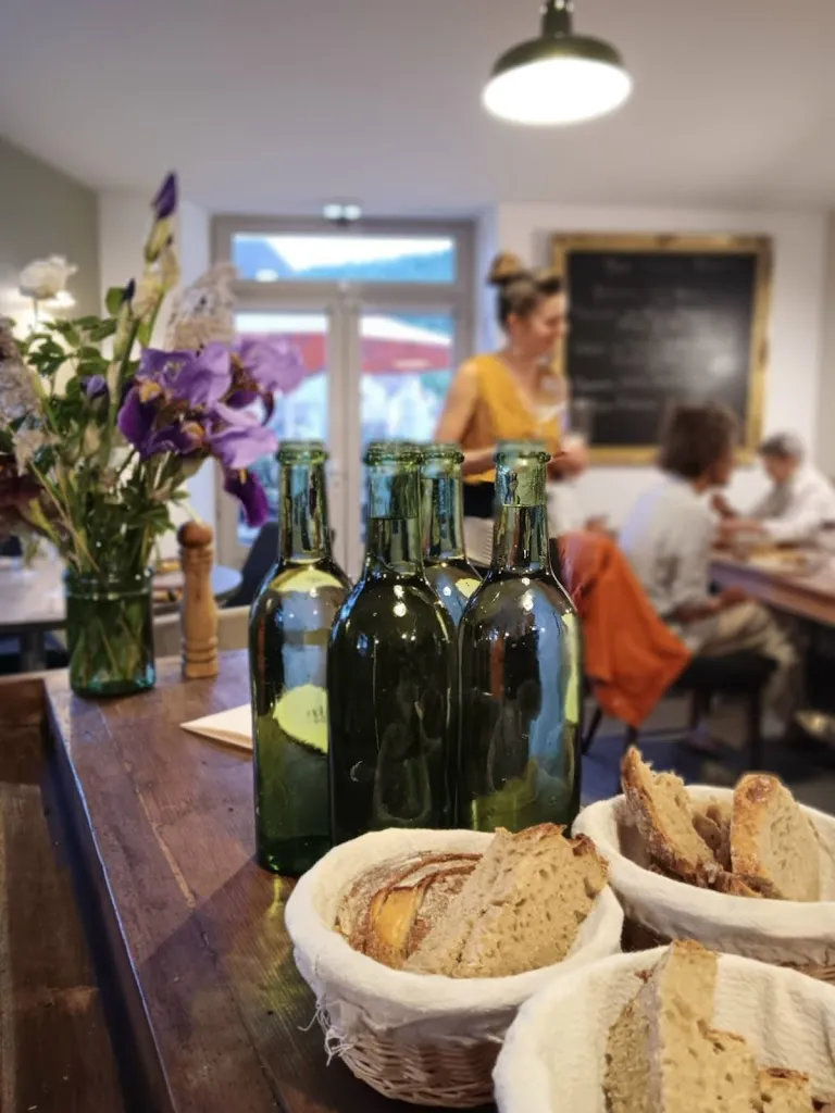 Restaurant Circus_Arbois_slider_image_2