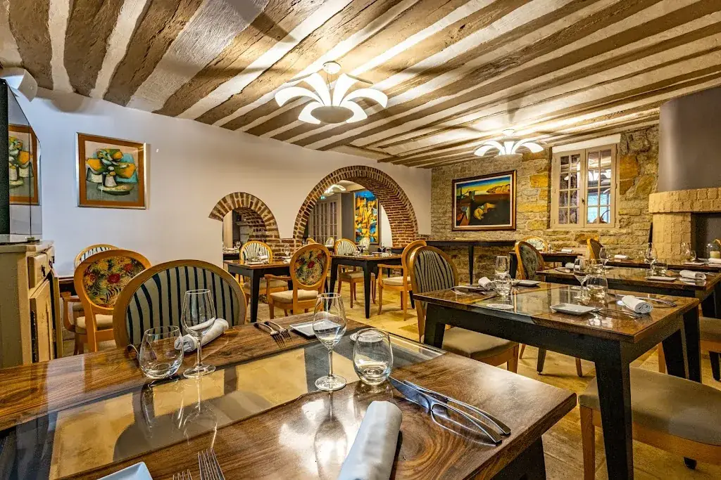 Castel Damandre - Demeures & Châteaux restaurant in Planches-près-Arbois