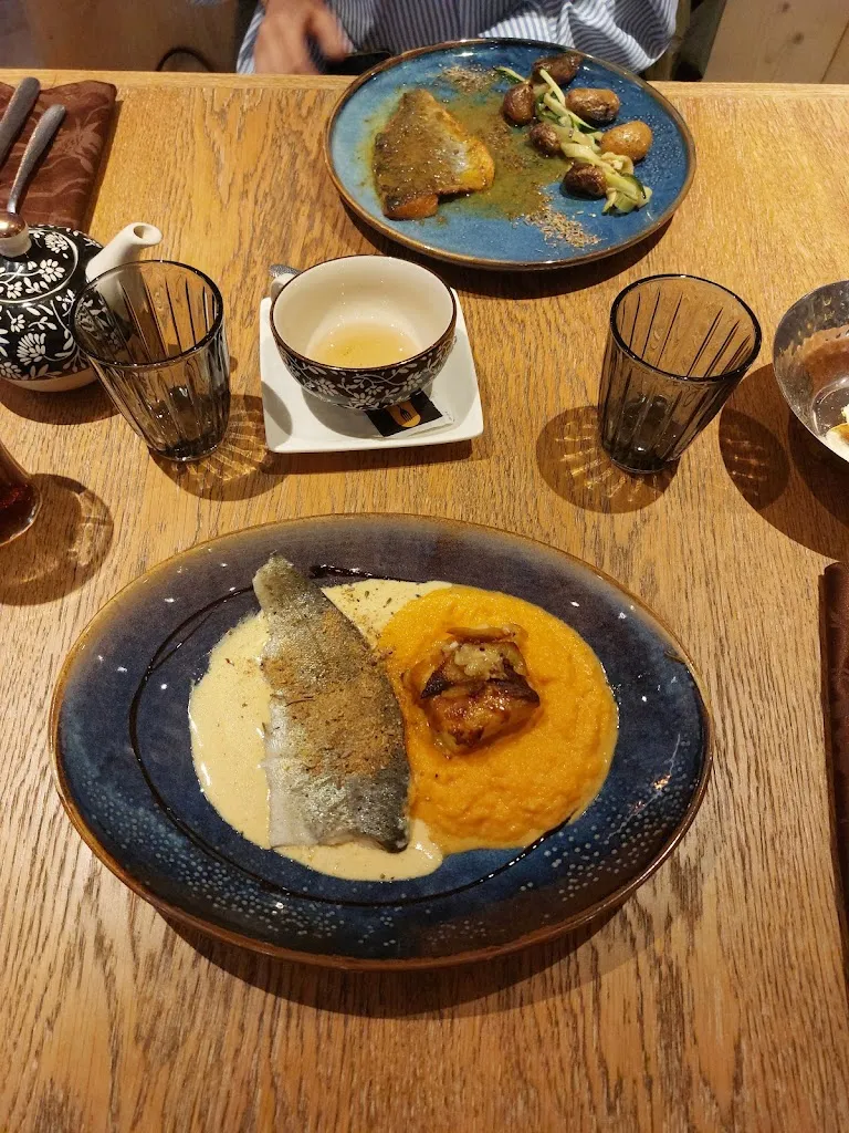 Les Arcades_Arbois_slider_image_2