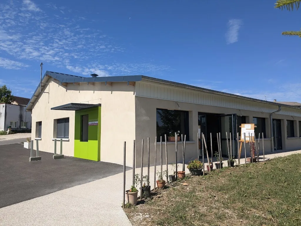 Le local de Charlotte_Arbois_slider_image_2