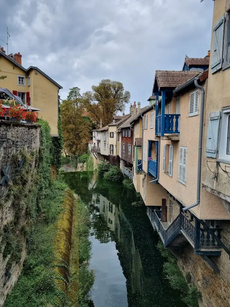 Troquet Les Archives_Arbois_slider_image_3