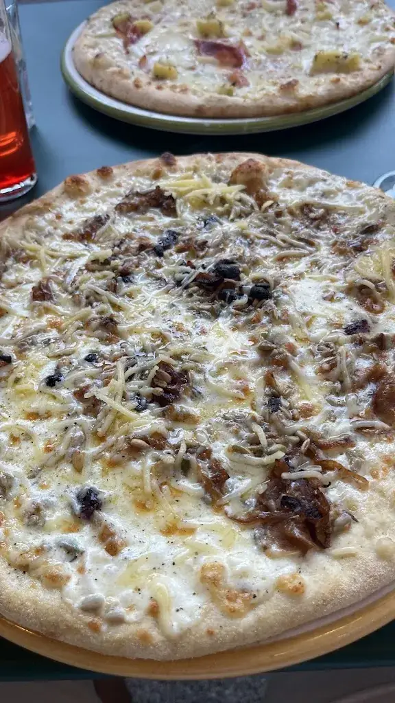 Hugo Trombi_Le Comptoir à Pizzas_Arbois_review