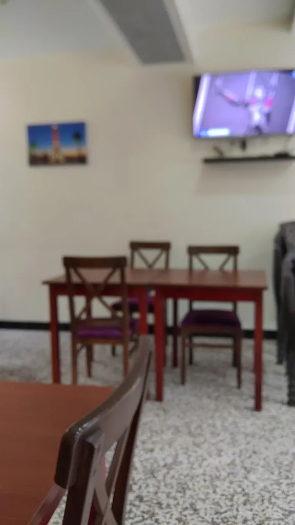 CAFÉ RESTAURANT LE CASTELLION_Oyonnax_slider_image_1