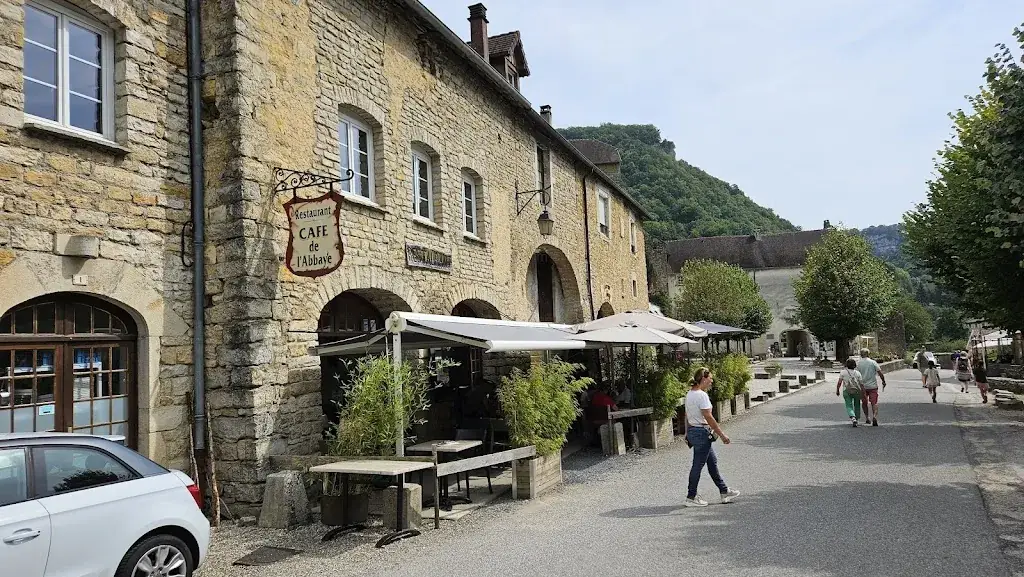 Café Restaurant de l'Abbaye_Baume-les-Messieurs_slider_image_3