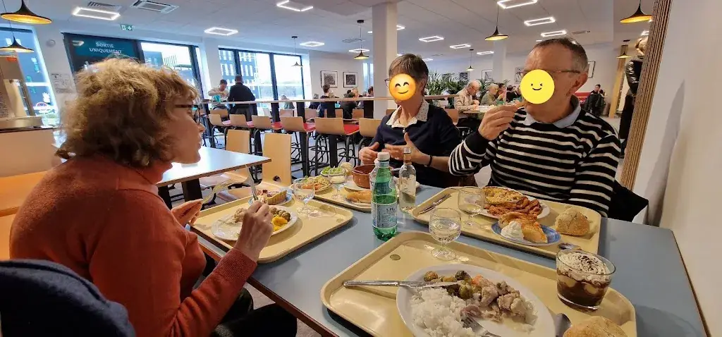 Francis Depriester_Les tables D'UZEL La Jonxion_Meroux-Moval_recensione