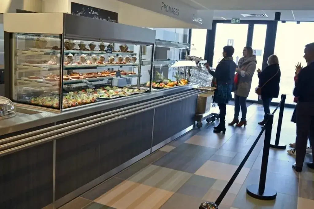 Les tables D'UZEL La Jonxion restaurant in Meroux-Moval