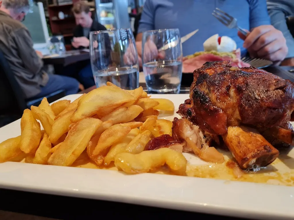 Splynter Schotanus_La Marina - Restaurant et Pizzéria_Belfort_review