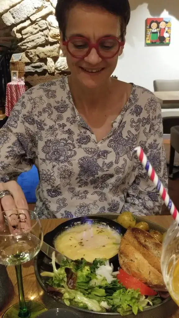 Au Caveau Belfort_Belfort_slider_image_2