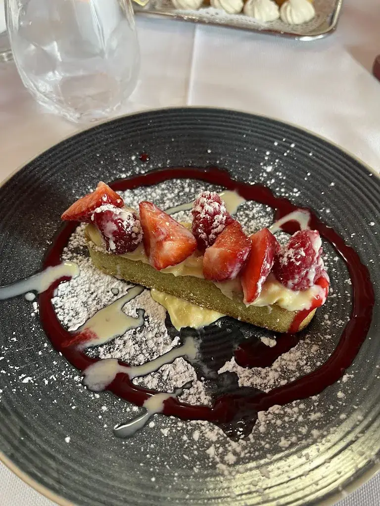 Auberge Fleurie_Châlonvillars_slider_image_3