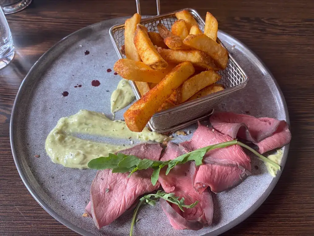 nan cao_Restaurant Les Quais_Belfort_review