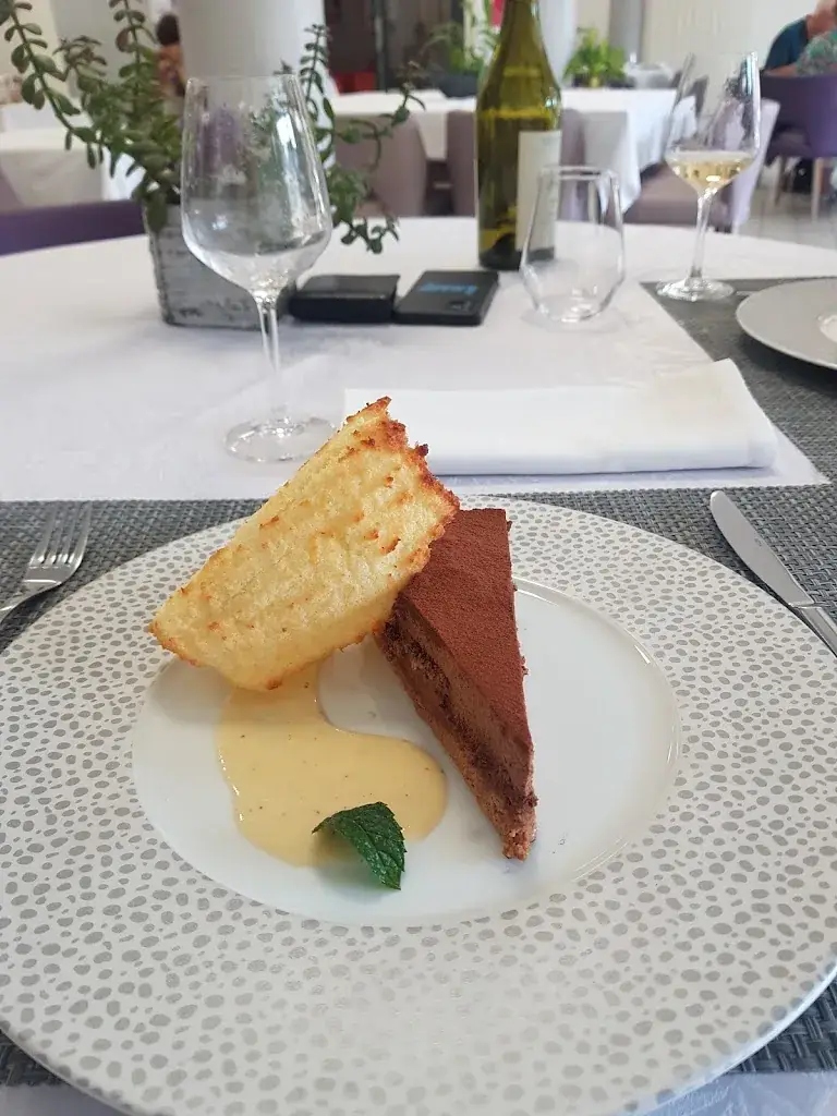 Anelor Haemmerle_restaurant d'application_Bavilliers_recensione