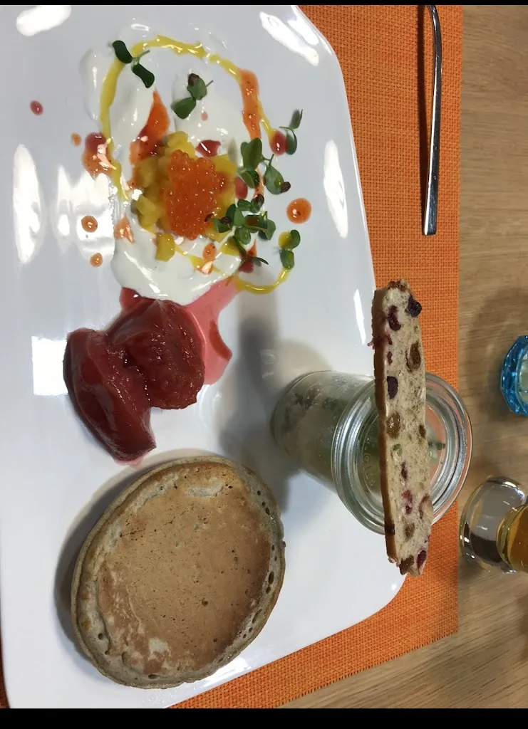 Rateesh Kamath_Restaurant CookOVin_Meroux_review