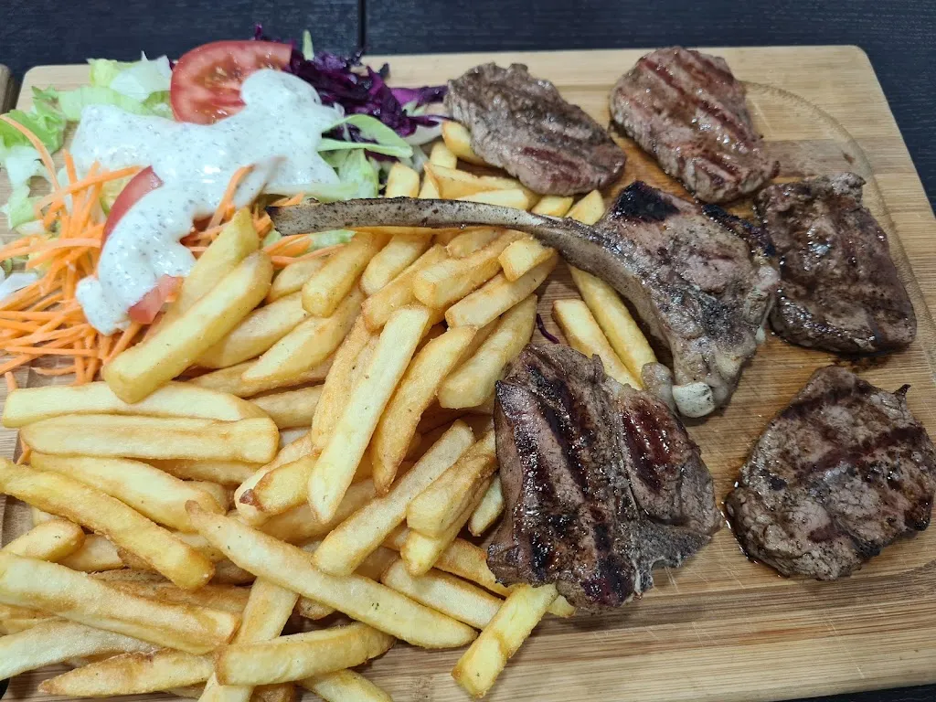 Waqas Ahmed_ADANALI RESTAURANT_Bavilliers_recensione