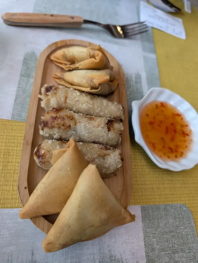 Shaun “Shaun386” Malzadeh_Les Z'îles Em'Baume Table Réunionnaises_Baume-les-Dames_review