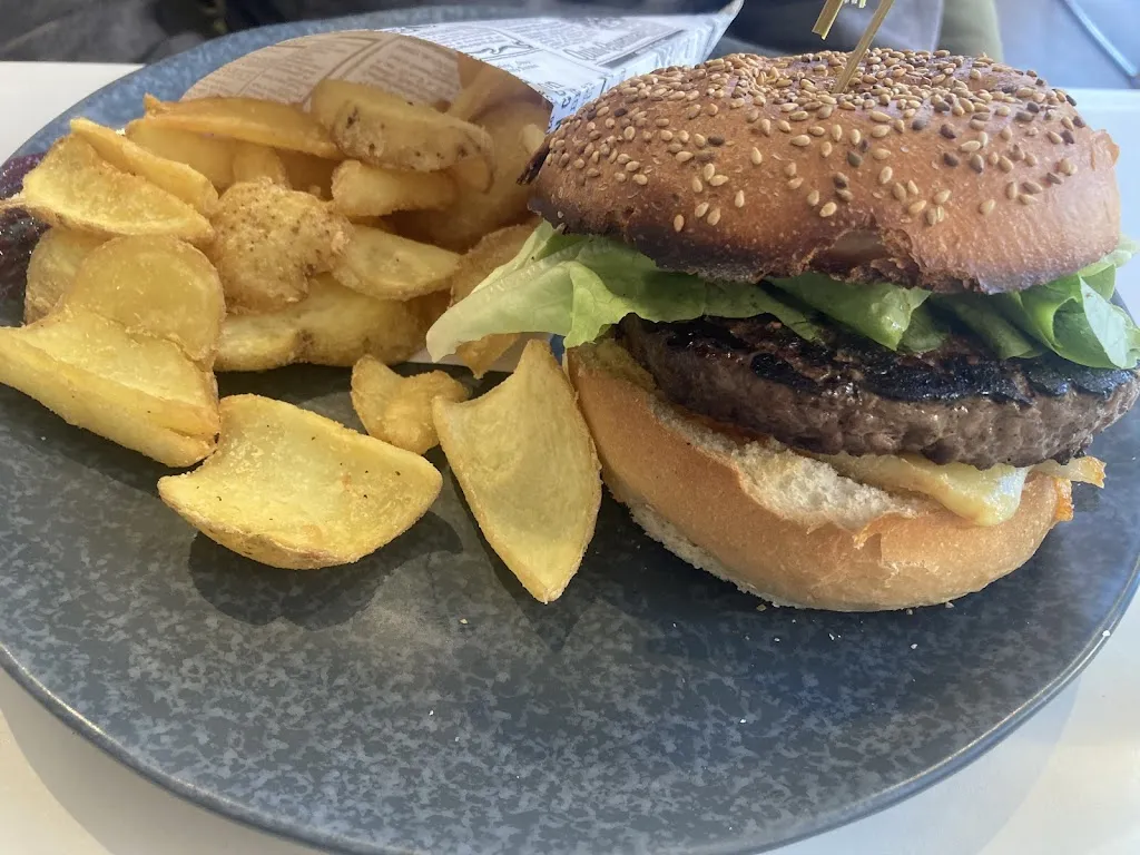 L'Imprévu Restaurant_Oyonnax_slider_image_2