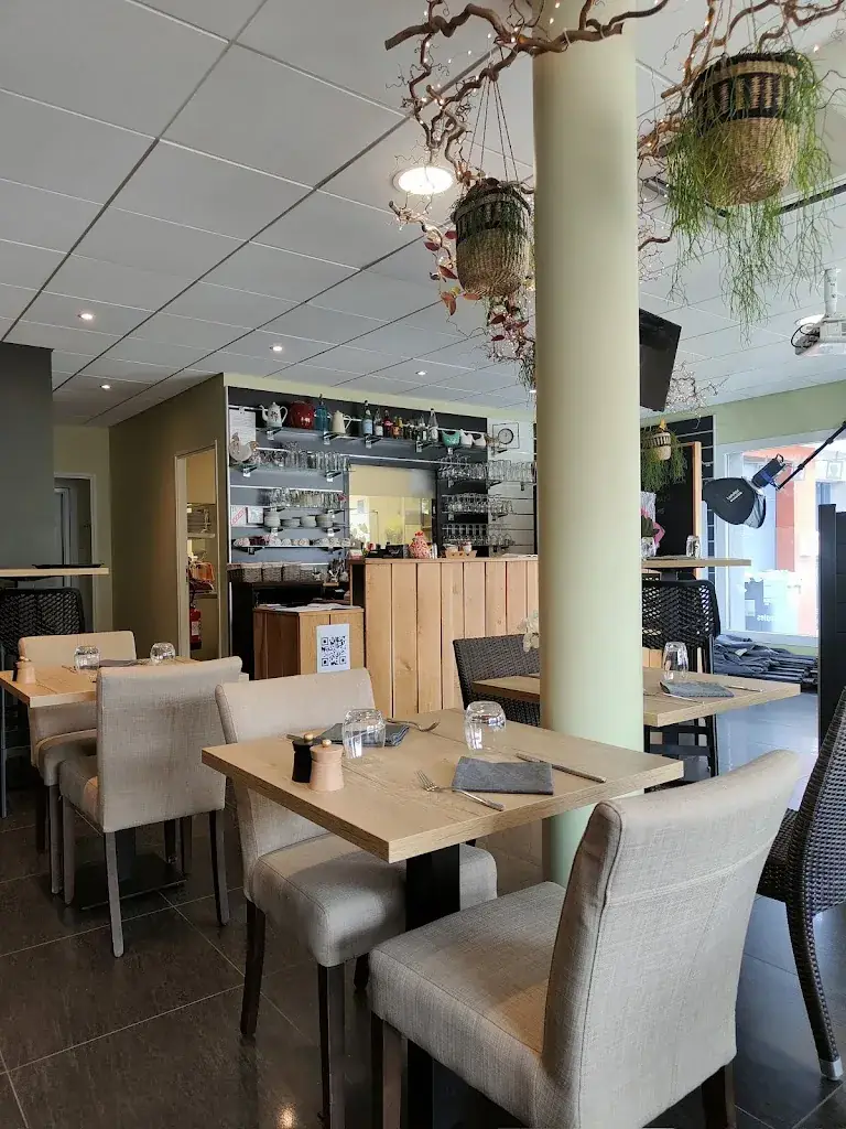 Cocotte & Cie Restaurant in Baume-les-Dames