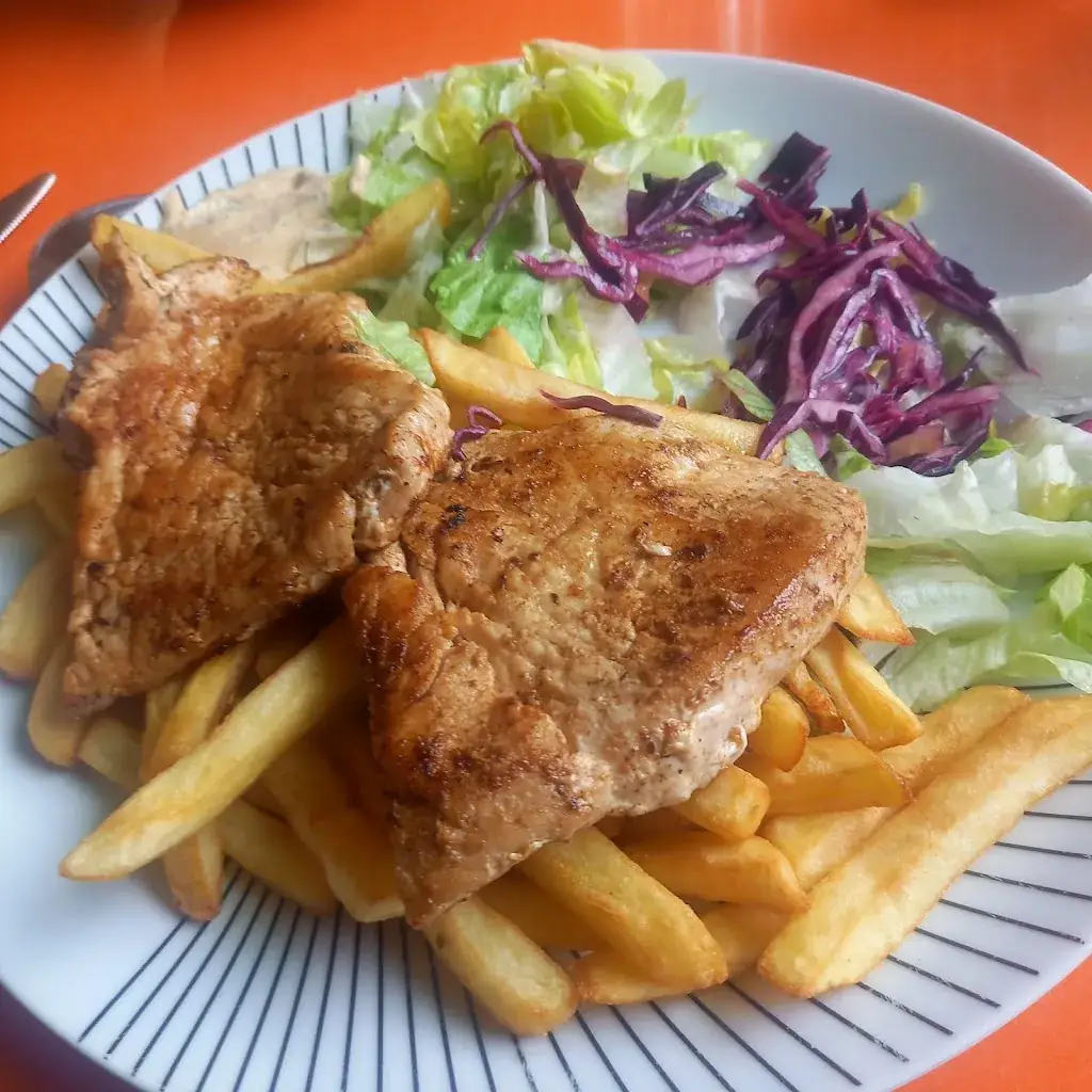 Florent The-shark_Istanbul_Baume-les-Dames_review