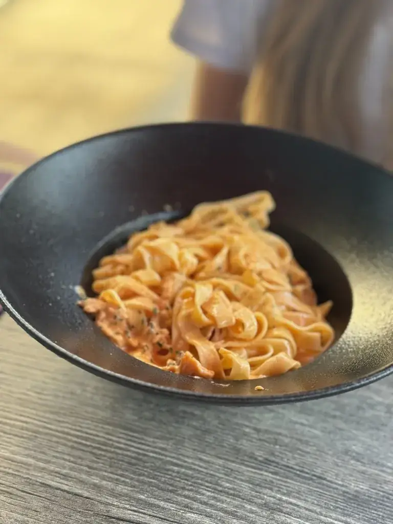 Nicolas Lange_La Strada_Oyonnax_review