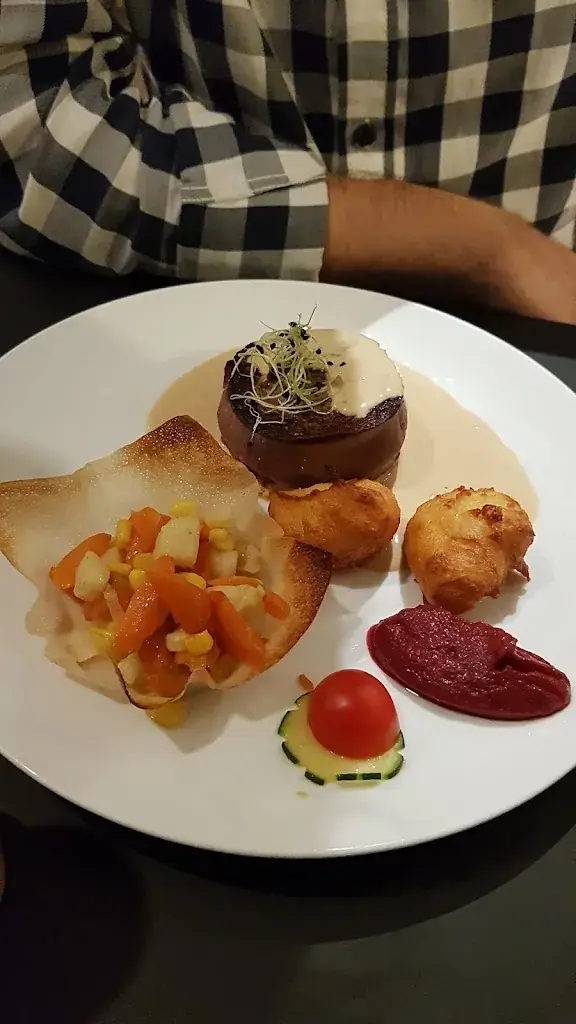 Sara Stivers_Les Cordois Autrement_Avallon_recensione