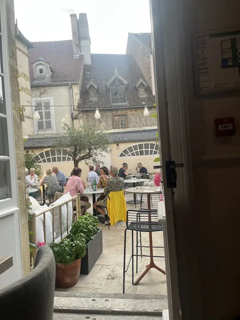 Monica Tecca_Cuisine Angeline_Avallon_review