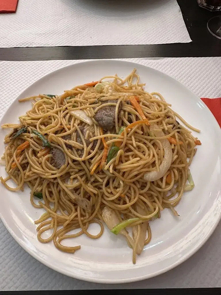 Chen-ta C._Norbu - Restaurant Tibétain_Avallon_reseña