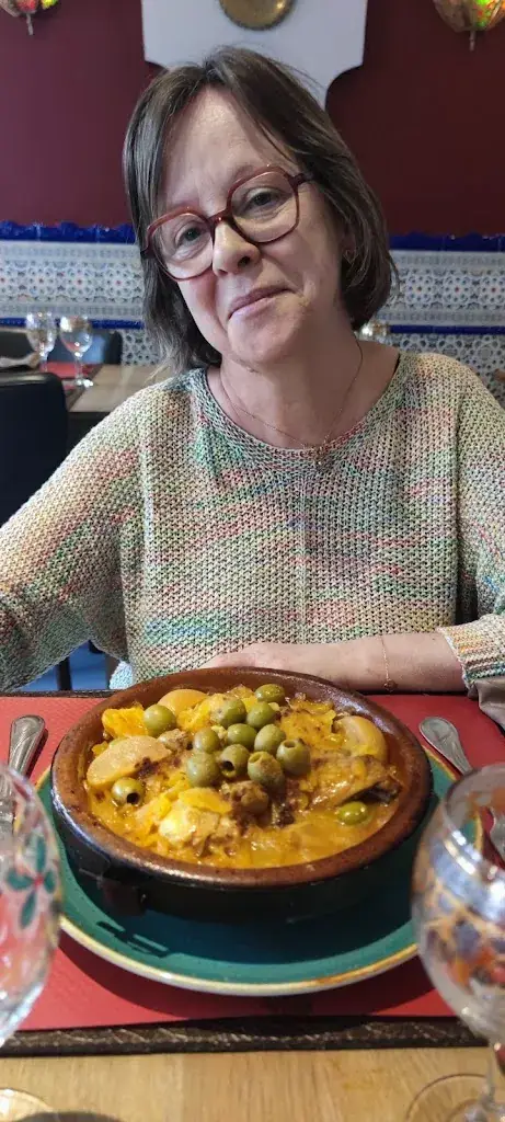 Daniel Tognacci_LE ROYAL COUSCOUS_Avallon_review