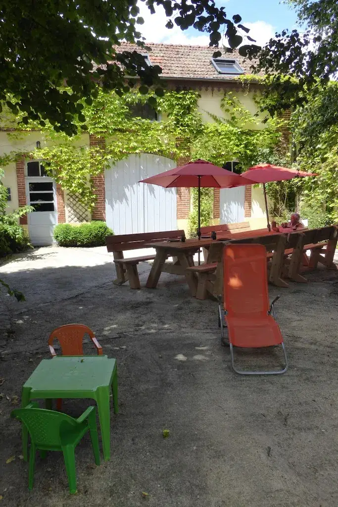 Le poirier au loup, rest-ô-livre Restaurant in Avallon