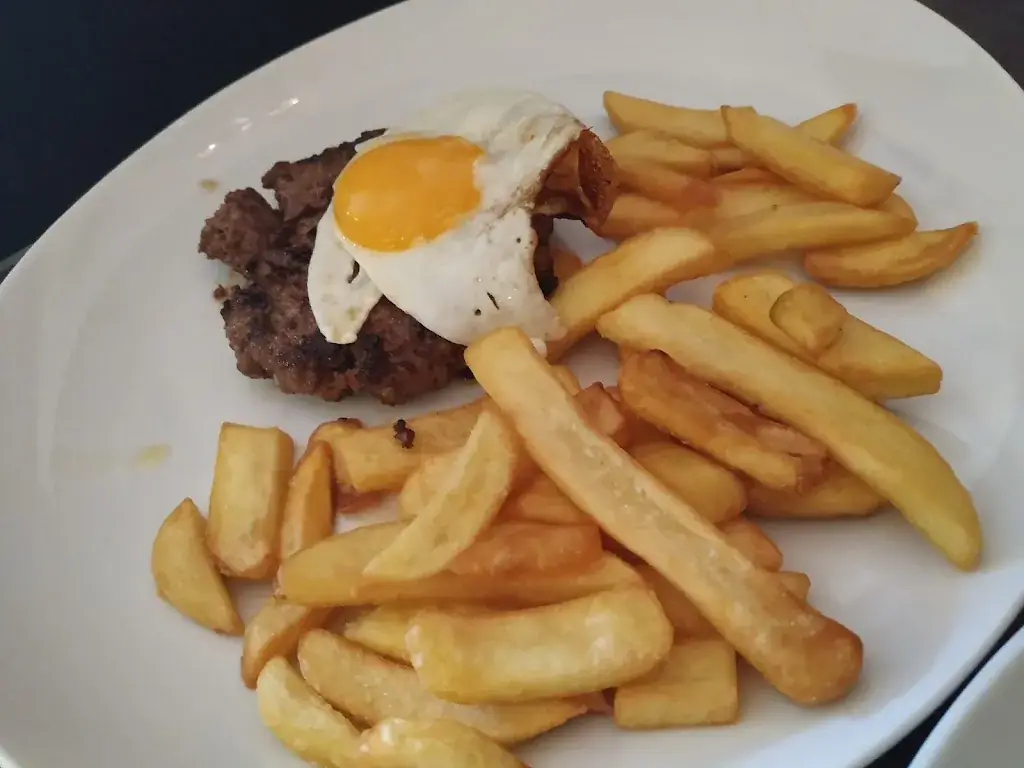 Bar le Relax_Avallon_slider_image_2