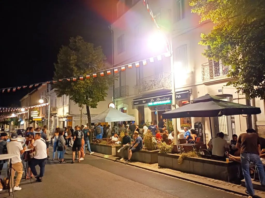 Le Sporting restaurant in Oyonnax